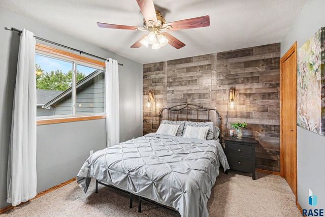 610 Teddy St Street, Harrisburg, SD 57032