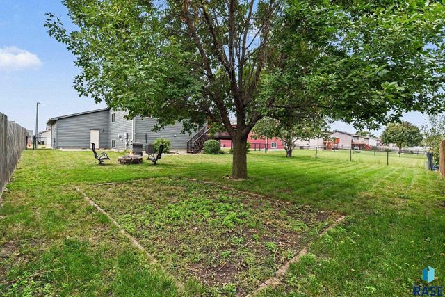 610 Teddy St Street, Harrisburg, SD 57032