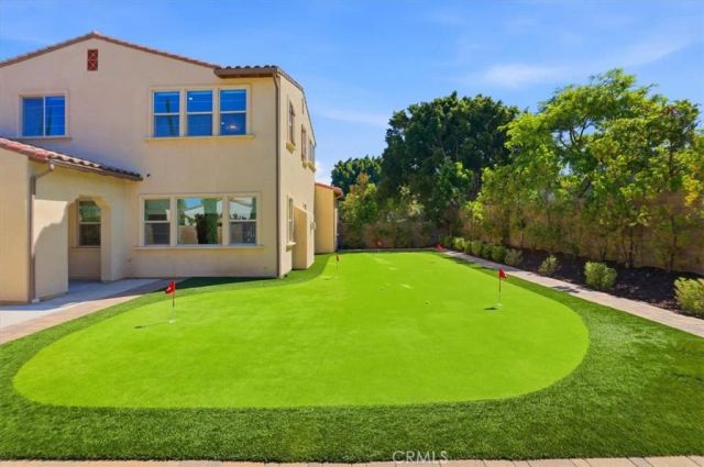 102 Score, Irvine, CA 92618