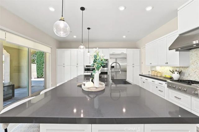 102 Score, Irvine, CA 92618
