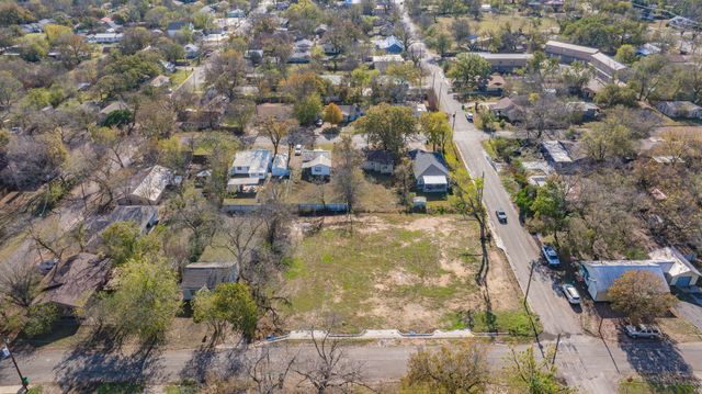 1040 W Oak Street, Stephenville, TX 76401