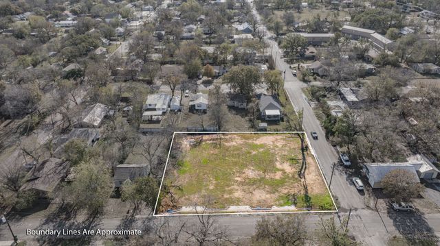 1040 W Oak Street, Stephenville, TX 76401