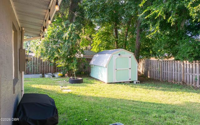 1983 Magnolia Avenue, South Daytona, FL 32119