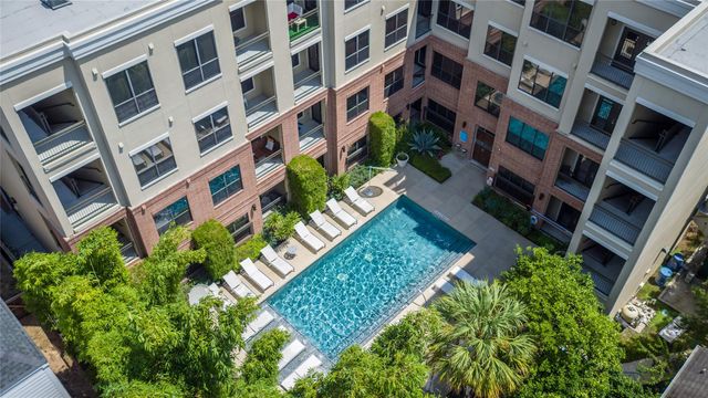 306 Mcgowen Street 1106, Houston, TX 77006