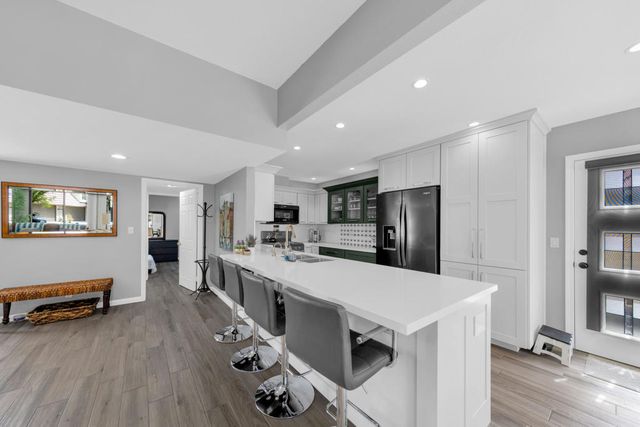 35105 Paseo Malaga, Cathedral City, CA 92234