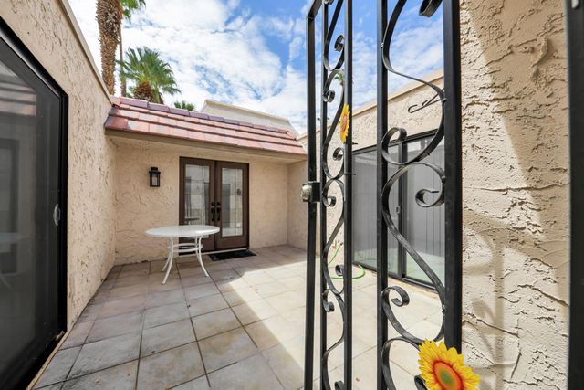 35105 Paseo Malaga, Cathedral City, CA 92234