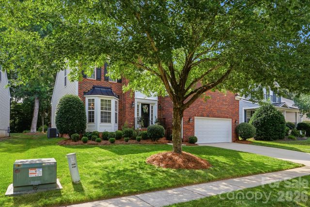2117 Lord Proprietor Lane, Waxhaw, NC 28173
