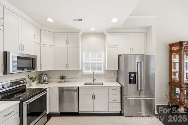 2117 Lord Proprietor Lane, Waxhaw, NC 28173