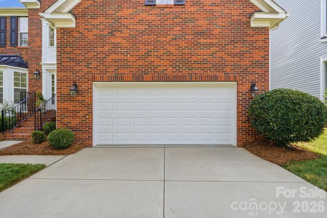 2117 Lord Proprietor Lane, Waxhaw, NC 28173