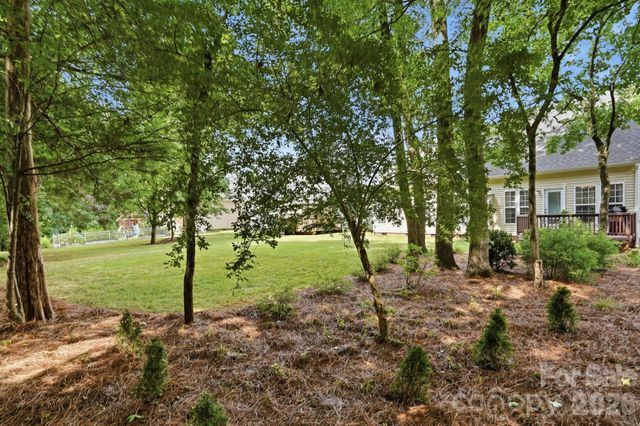 2117 Lord Proprietor Lane, Waxhaw, NC 28173