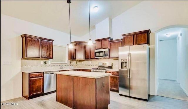 13837 Paseo Central Avenue, Horizon City, TX 79928