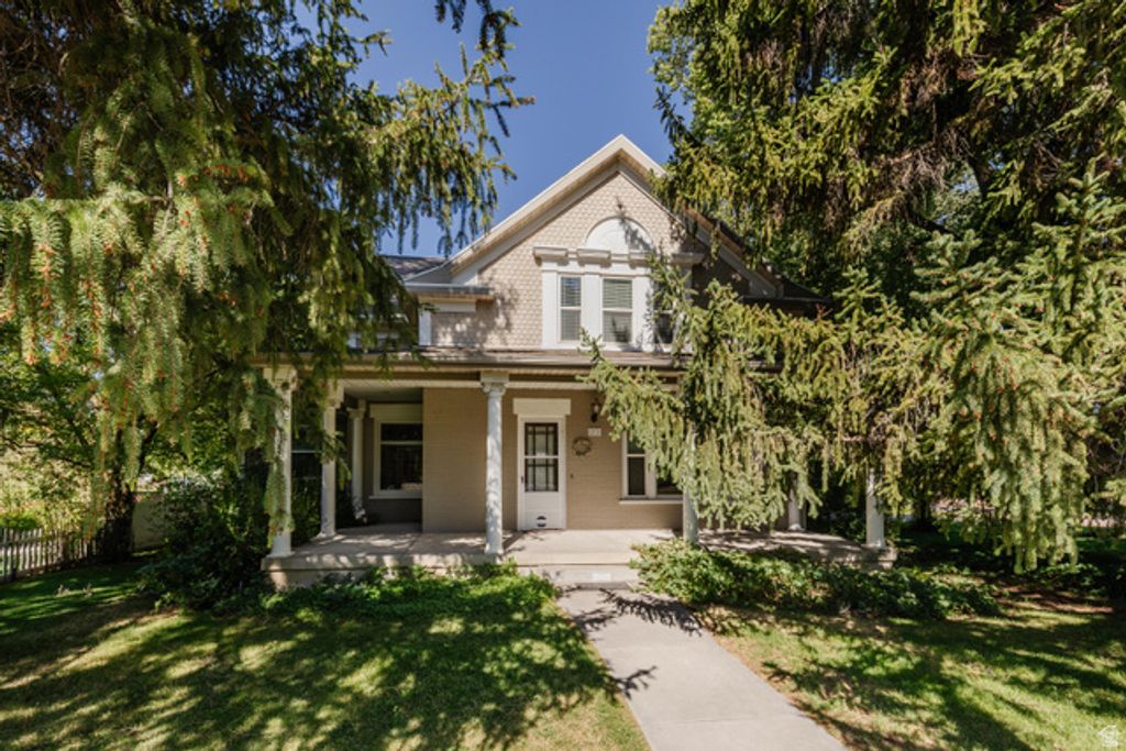 291 N MAIN ST, Hyde Park, UT 84318