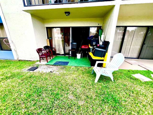 1524 Lake Crystal Dr C, West Palm Beach, FL 33411