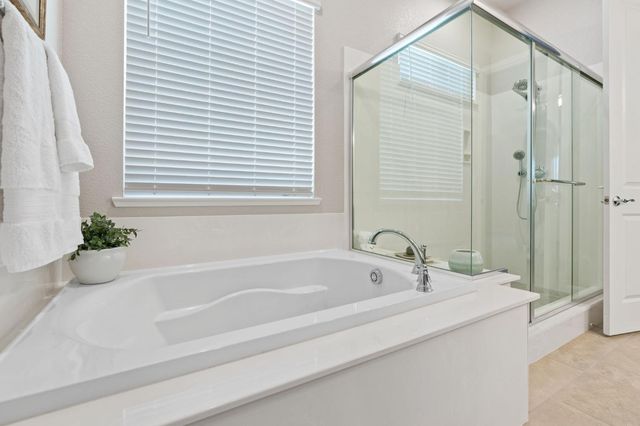3009 Tulip Way, Lodi, CA 95242