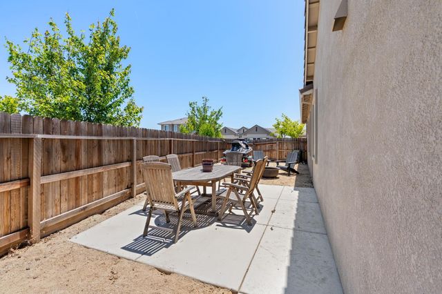 3009 Tulip Way, Lodi, CA 95242