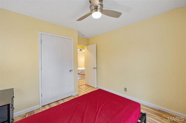 330 Oak Tree Drive, Webster Groves, MO 63119