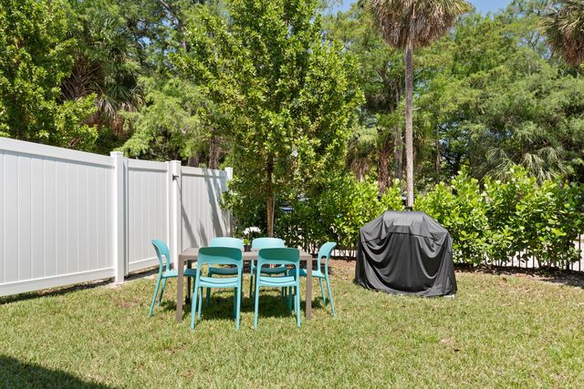 4093 SUNSET Way 4093, Pompano Beach, FL 33069