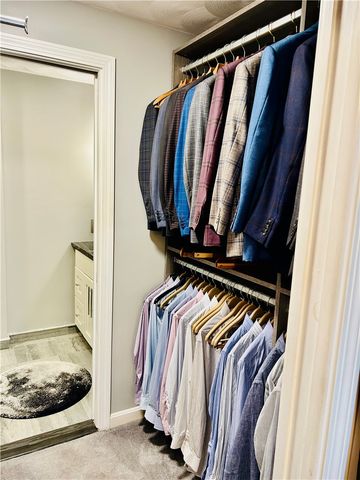 11 College Hill Road 5B, Warwick, RI 02886