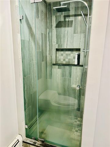 11 College Hill Road 5B, Warwick, RI 02886