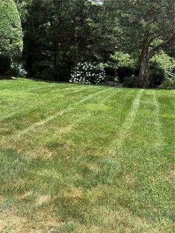 11 College Hill Road 5B, Warwick, RI 02886