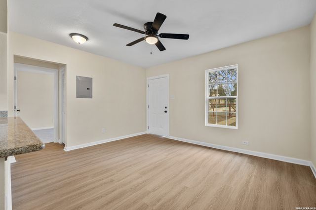 2619 E Houston, San Antonio, TX 78202