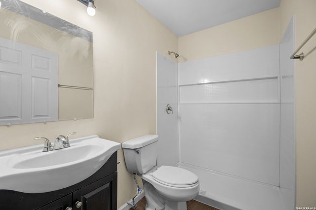 2619 E Houston, San Antonio, TX 78202