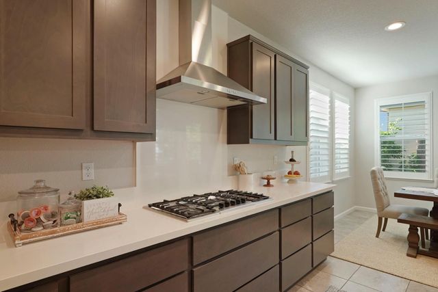 822 Cento Ct, Lodi, CA 95242