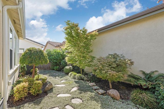 822 Cento Ct, Lodi, CA 95242