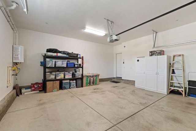 822 Cento Ct, Lodi, CA 95242