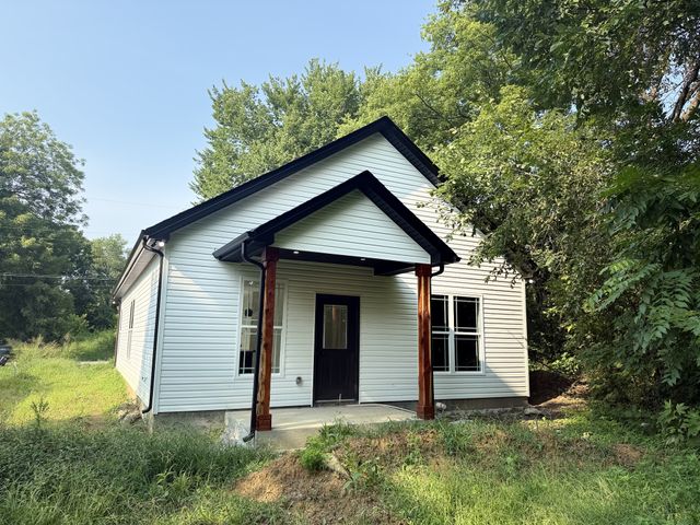 534 20th Ave, W, Springfield, TN 37172