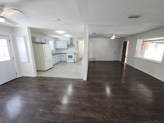 2721 Blue Ridge Drive, Mesquite, TX 75150