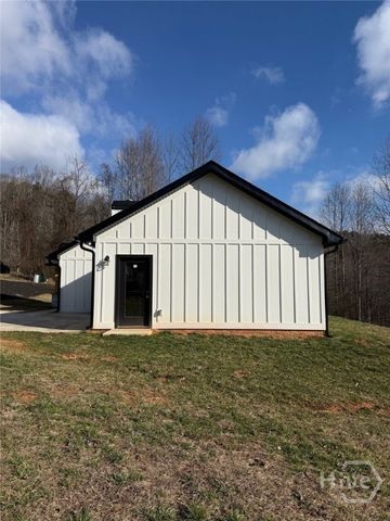 270 Meadow Crest Drive, Cleveland, GA 30528