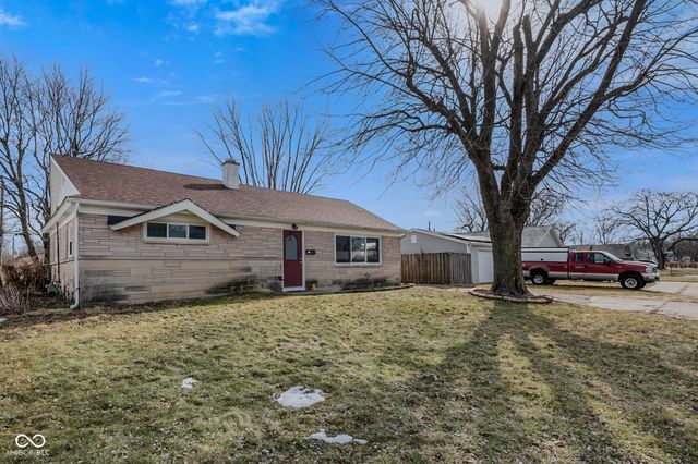 587 N Meridian Street, Greenwood, IN 46143