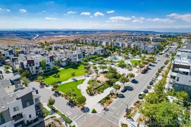 2092 Tango Loop 2, Chula Vista, CA 91915