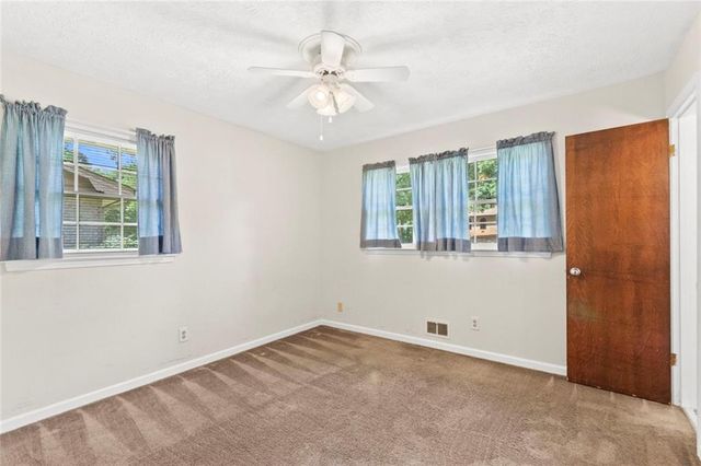 708 Rollingwood Drive, Stone Mountain, GA 30087