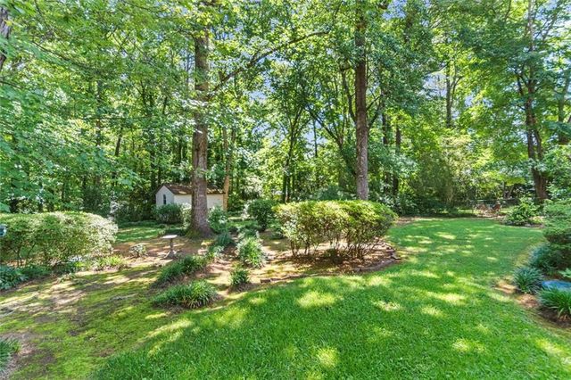 708 Rollingwood Drive, Stone Mountain, GA 30087
