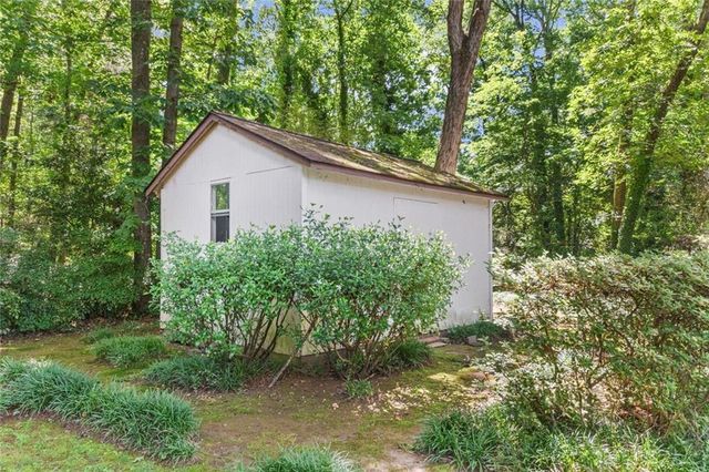708 Rollingwood Drive, Stone Mountain, GA 30087