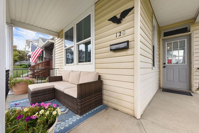 120 E Coffee St, Uniontown, PA 15401