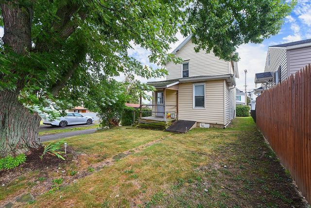 120 E Coffee St, Uniontown, PA 15401
