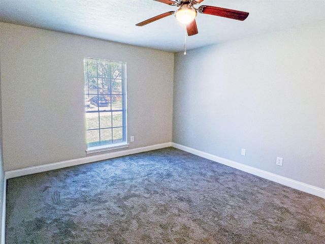 415 Sevenhampton Lane, Houston, TX 77015