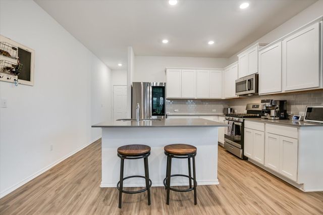 270 Rioja, Kyle, TX 78640