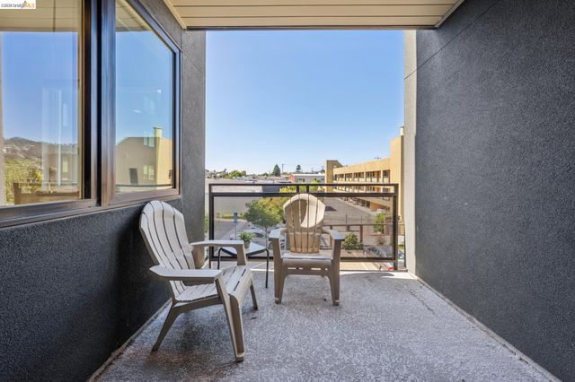 10300 San Pablo Ave 203, El Cerrito, CA 94530