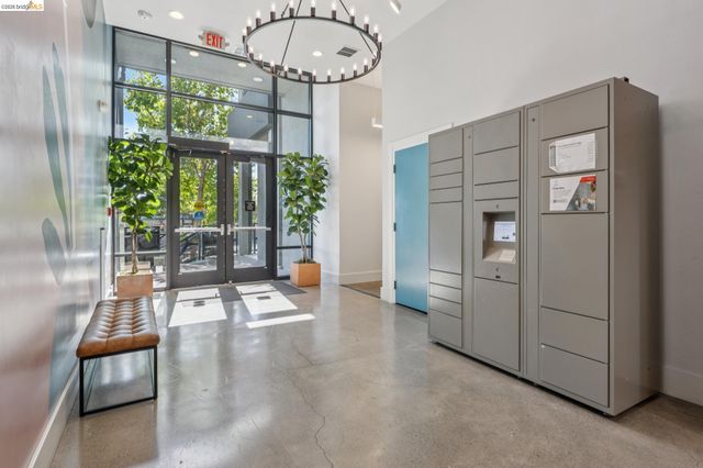10300 San Pablo Ave 203, El Cerrito, CA 94530