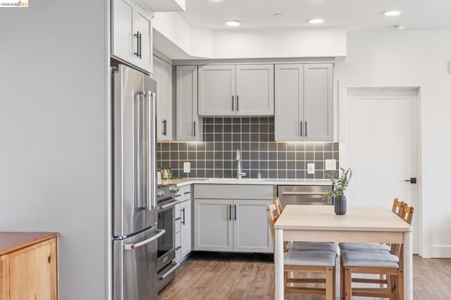 10300 San Pablo Ave 203, El Cerrito, CA 94530