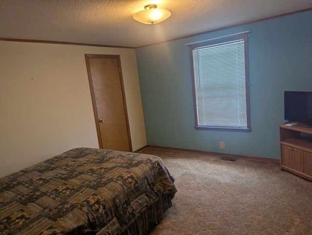 8980 W State Highway 76, Cape Fair, MO 65624