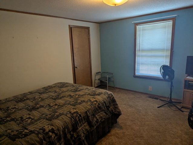 8980 W State Highway 76, Cape Fair, MO 65624