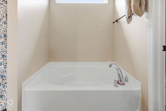 1881 Wynnewood Lane, Avon, IN 46123