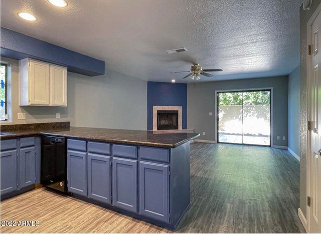 1124 E ROSE Lane 14, Phoenix, AZ 85014