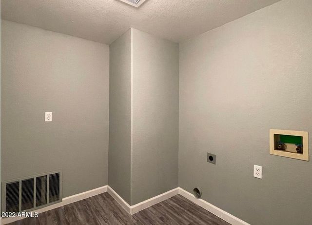 1124 E ROSE Lane 14, Phoenix, AZ 85014