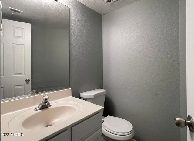 1124 E ROSE Lane 14, Phoenix, AZ 85014